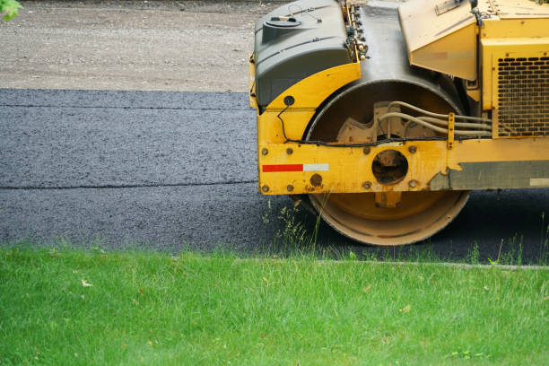 Best Professional Driveway Pavers  in Newtown, PA